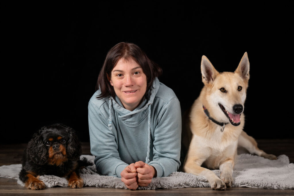 DSC_4738 Nicole Fotoshooting FAQ Hundepension Aarwangen – Antworten zu Tagesbetreuung, Ferienbetreuung & Hundetraining